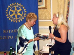 alessandra lancellotti Rotary golfo di Genova 14 giugno 2017 presentazione libro cambiamente con dr emma tomaselli e avv. carla caccamo